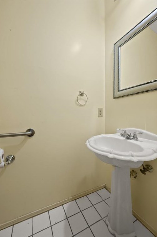 11665 Red Maple Frst Dr, Alpharetta GA 30005-7248 exterior