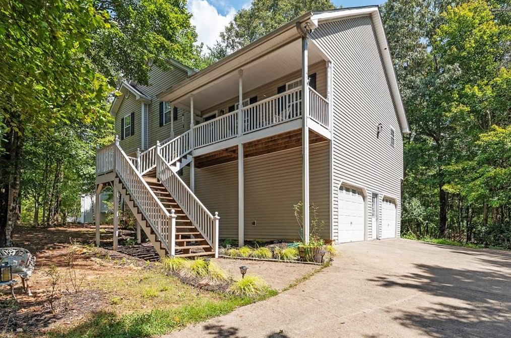 797 Philadelphia Dr, Big Canoe, GA 30143