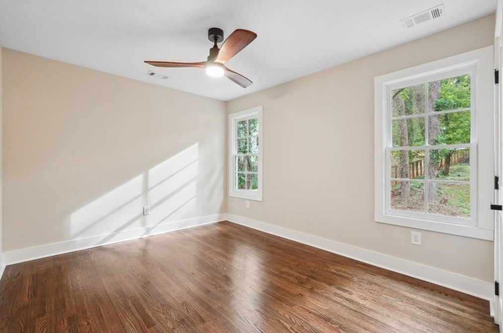 1308 Deerwood Dr, Decatur GA  30030-4512 exterior