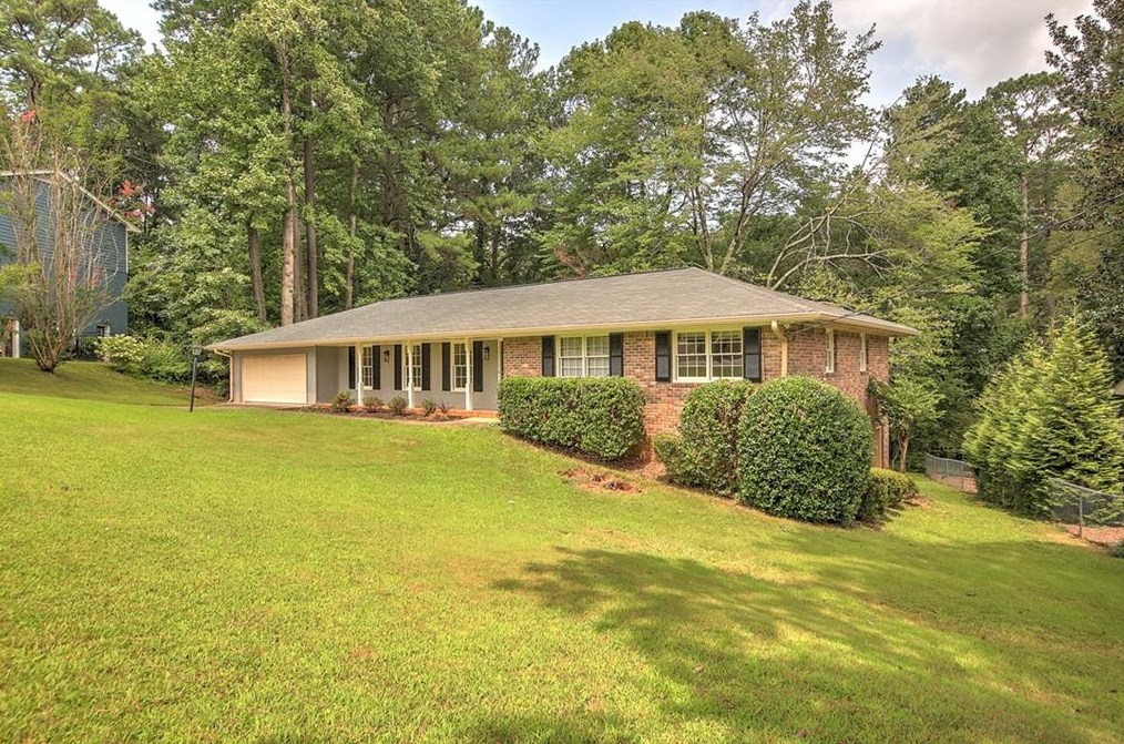 2216 Chrysler Ter Ne, Atlanta, GA 30345