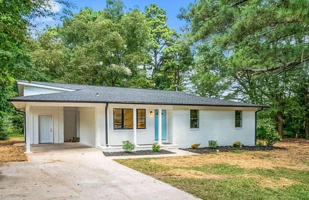 514 Mehaffey Dr, Fairburn, GA 30213