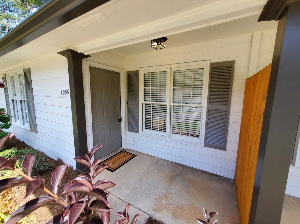 4059 Coopers Hill Dr, Smyrna, GA 30080-6466