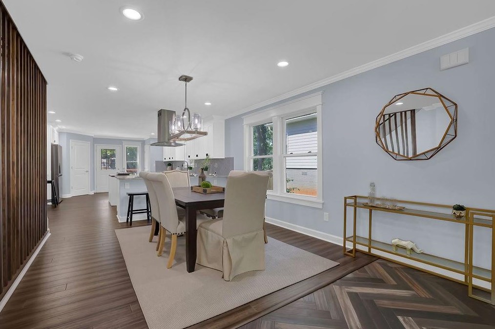 613 Parker Ave, Decatur GA  30032-3950 exterior