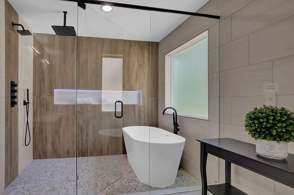 613 Parker Ave, Decatur GA  30032-3950 exterior