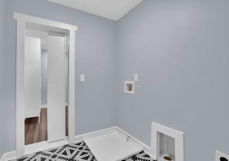 613 Parker Ave, Decatur GA  30032-3950 exterior