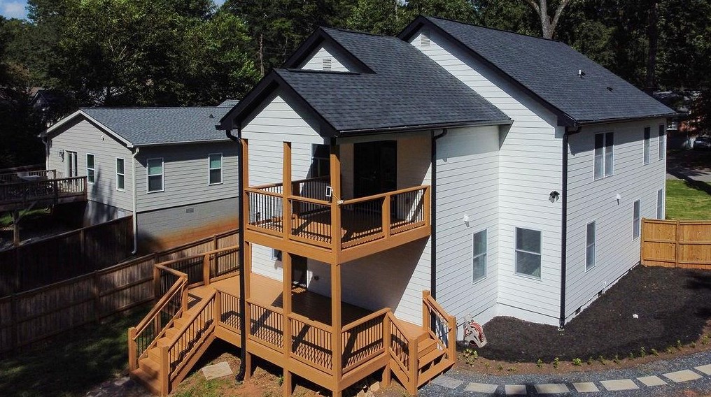 613 Parker Ave, Decatur GA  30032-3950 exterior