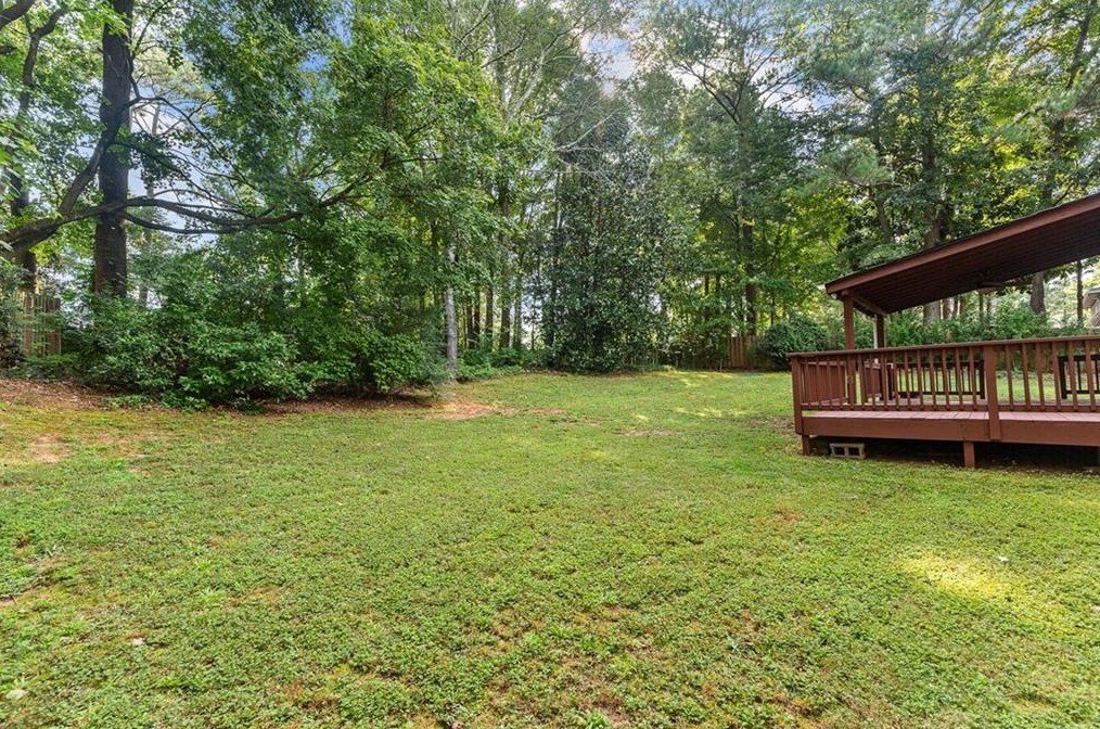 5247 Waterford Dr, Atlanta GA 30338-3129 exterior