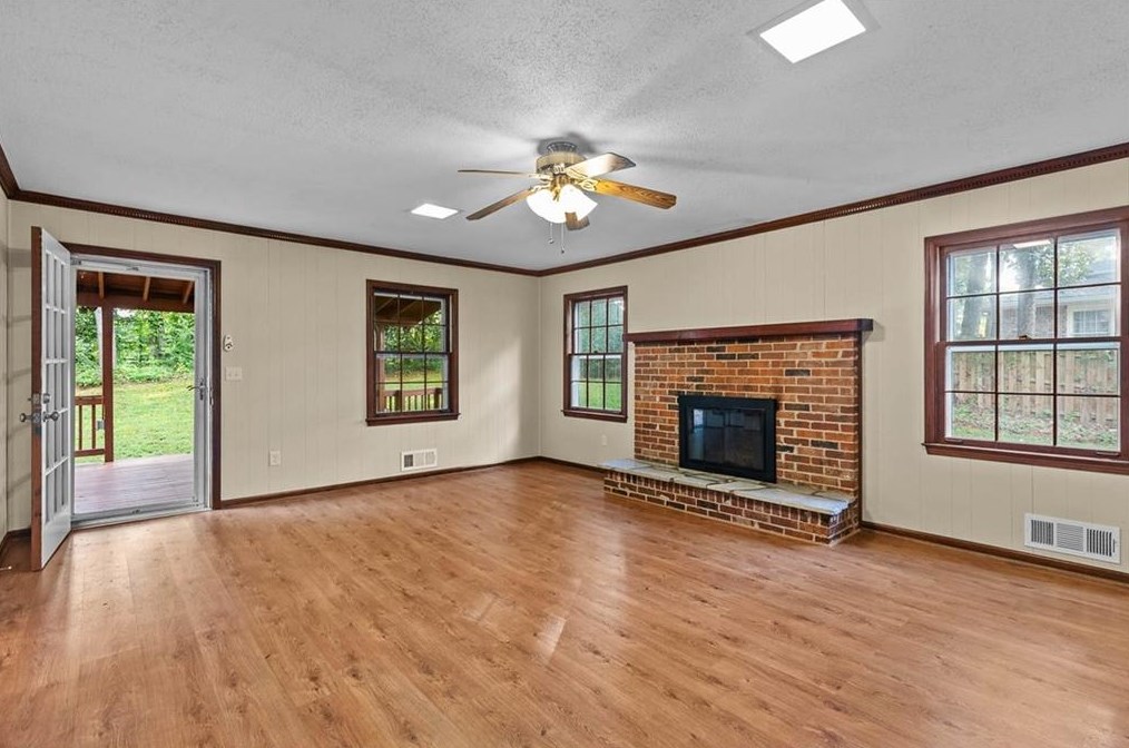 5247 Waterford Dr, Atlanta GA 30338-3129 exterior