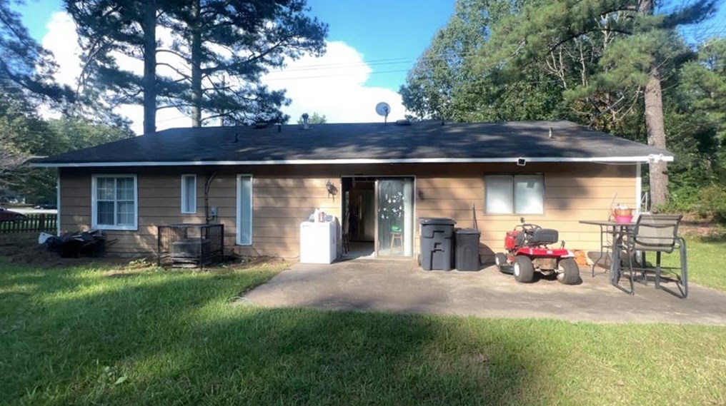 2811 Pope Rd, Douglasville, GA 30135-2016