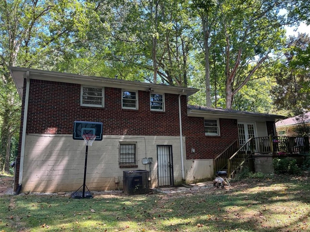 2623 Riggs Dr, Atlanta, GA 30344-2233