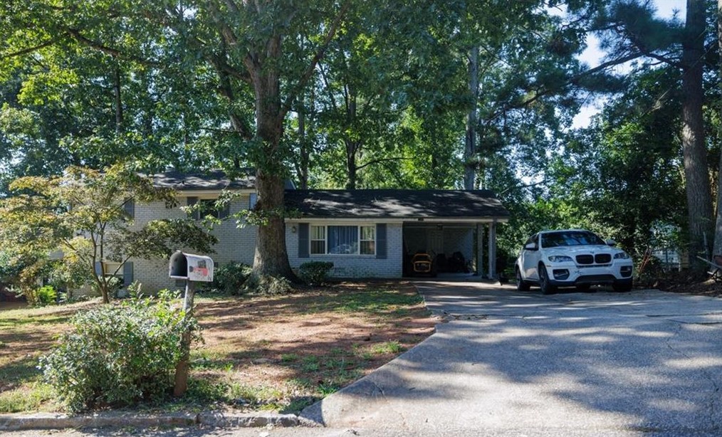 2249 Casher Ct, Decatur, GA 30034-1006