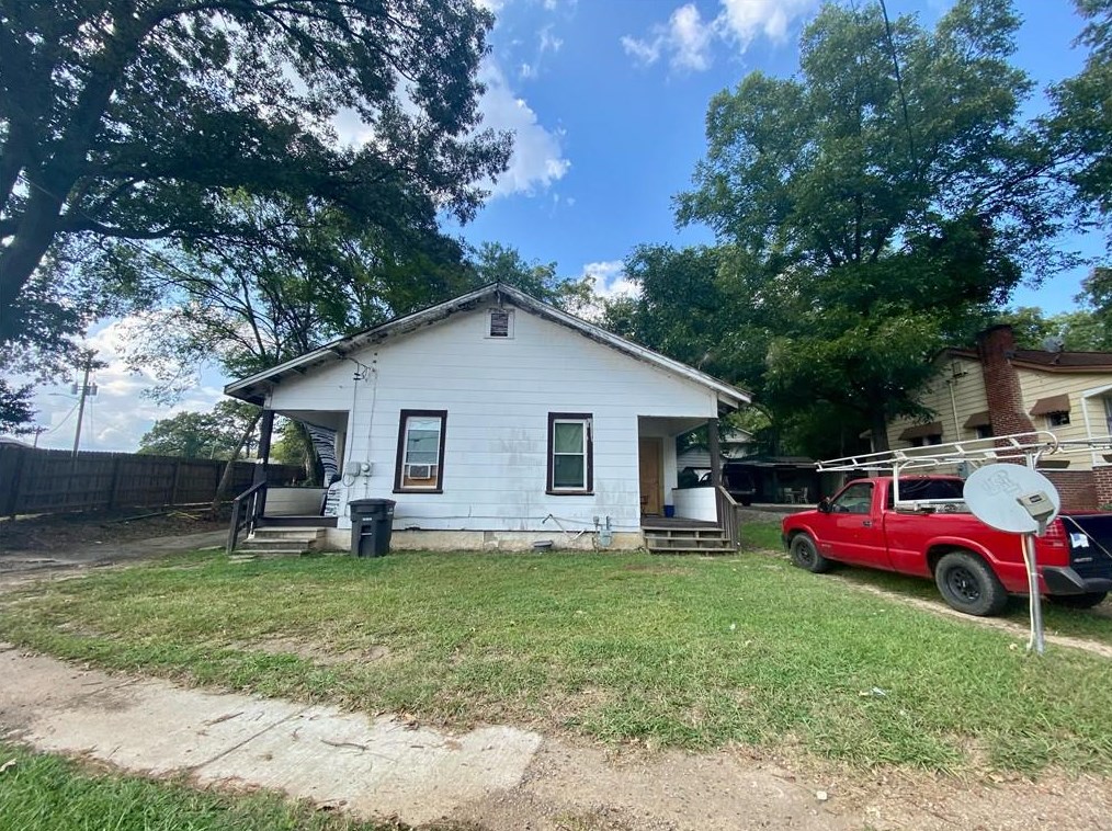 16 Johnson St, Euharlee, GA 30120