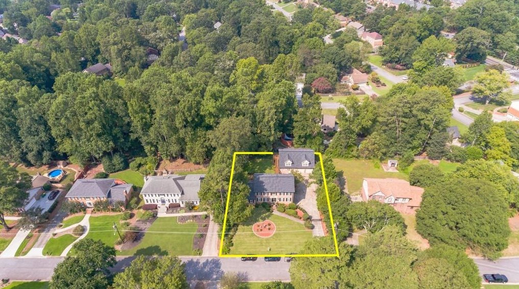 6546 Rosecommon Dr, Norcross, GA 30092