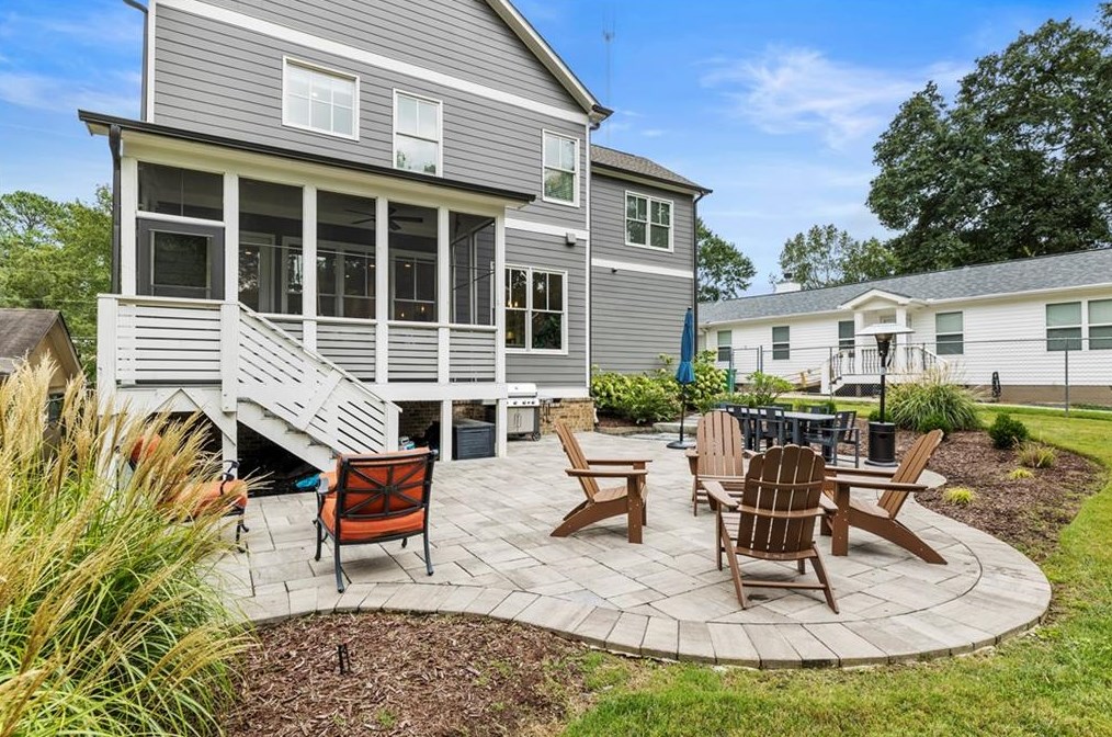 1124 Ralph Rd, Atlanta GA 30324-4624 exterior