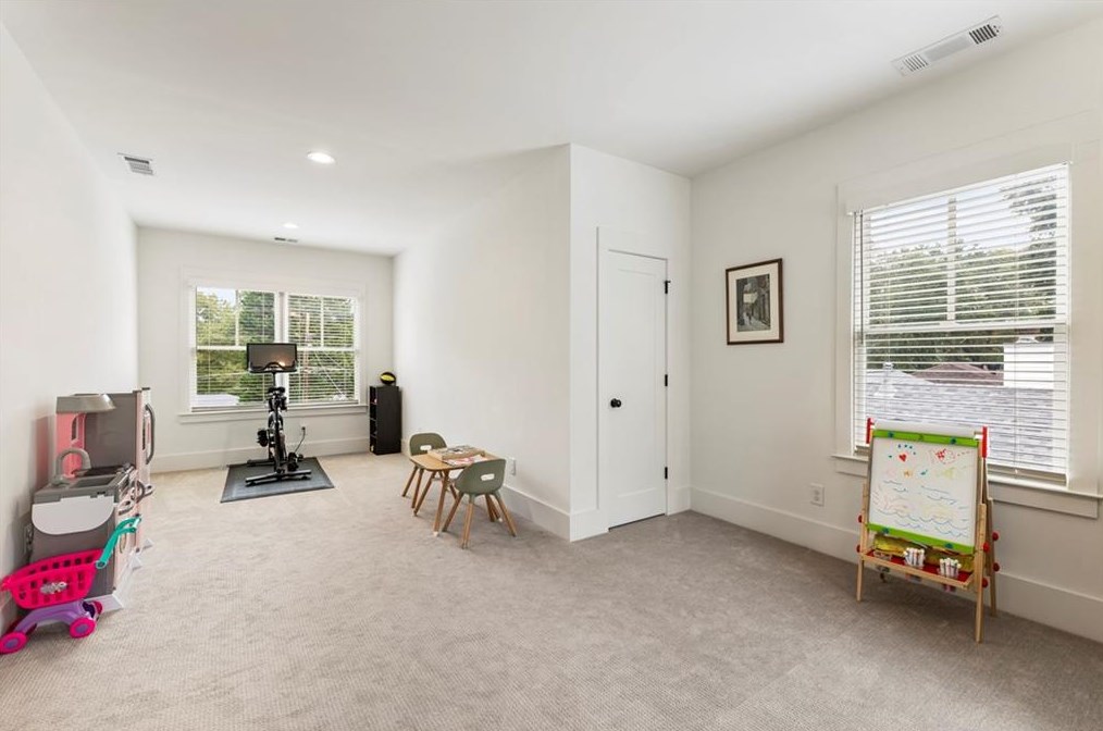 1124 Ralph Rd, Atlanta GA 30324-4624 exterior