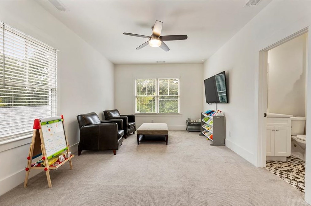 1124 Ralph Rd, Atlanta GA 30324-4624 exterior