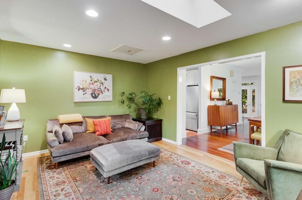 608 Avery St, Decatur GA  30030-3811 exterior