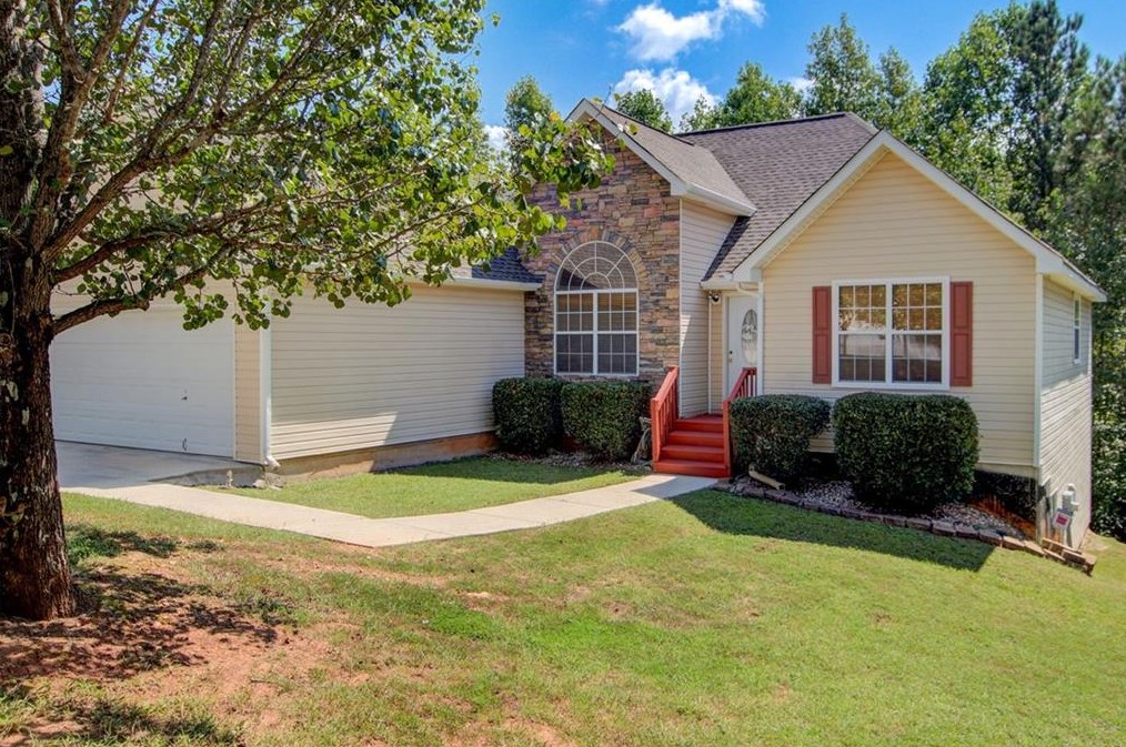4398 Lodgeview Pl, Douglasville, GA 30135-8635
