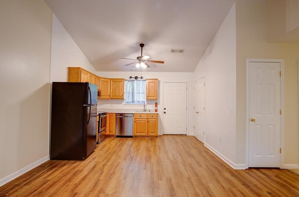 237 Hall Memorial Rd, Calhoun, GA 30701-8354