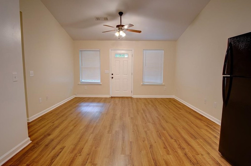 237 Hall Memorial Rd, Calhoun GA 30701-8354 exterior