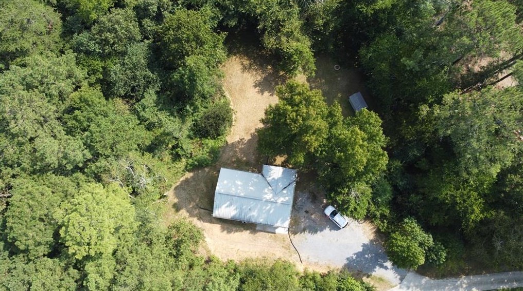 237 Hall Memorial Rd, Calhoun GA 30701-8354 exterior