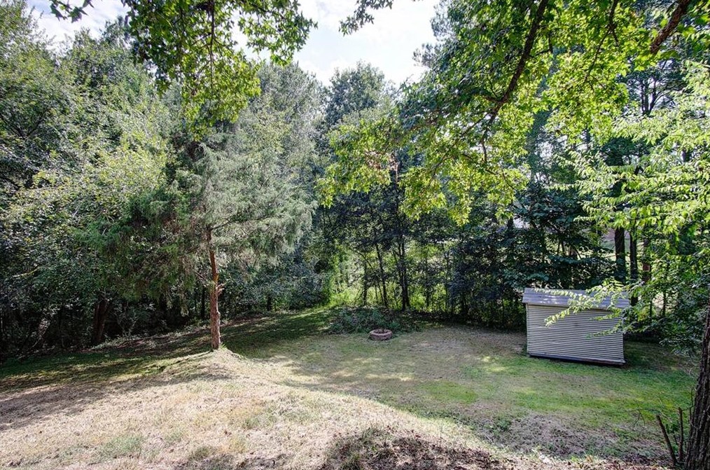 237 Hall Memorial Rd, Calhoun GA 30701-8354 exterior