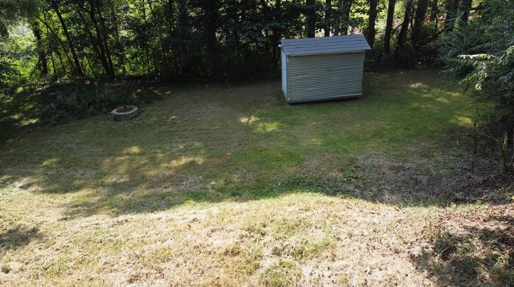 237 Hall Memorial Rd, Calhoun GA 30701-8354 exterior