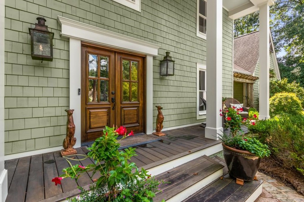 740 Weatherly Ln, Atlanta, GA 30328-3650