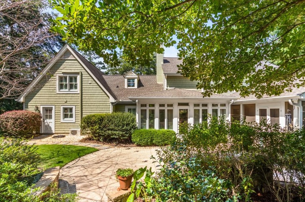 740 Weatherly Ln, Atlanta GA  exterior