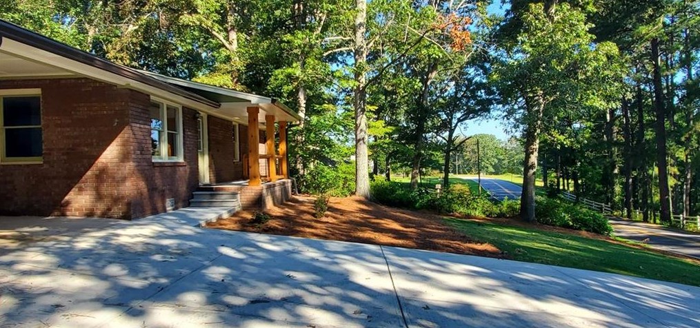 1108 Hitchcock Rd, Dallas, GA 30157