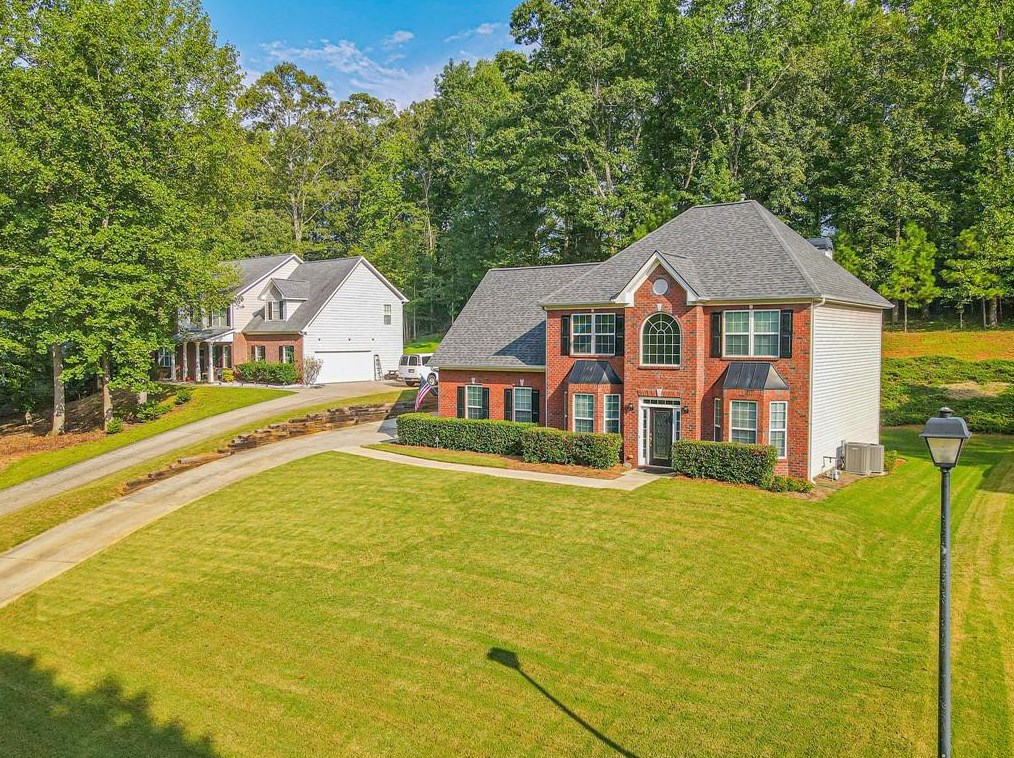 1005 City Market St, Hoschton, GA 30548-3478
