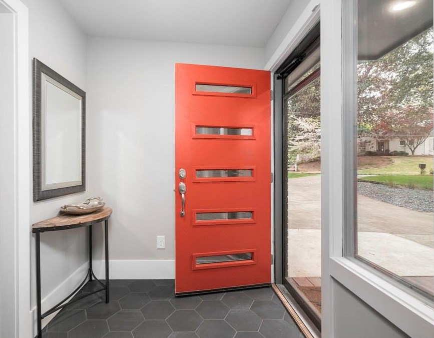 1921 Walthall Dr, Atlanta GA  30318-2648 exterior