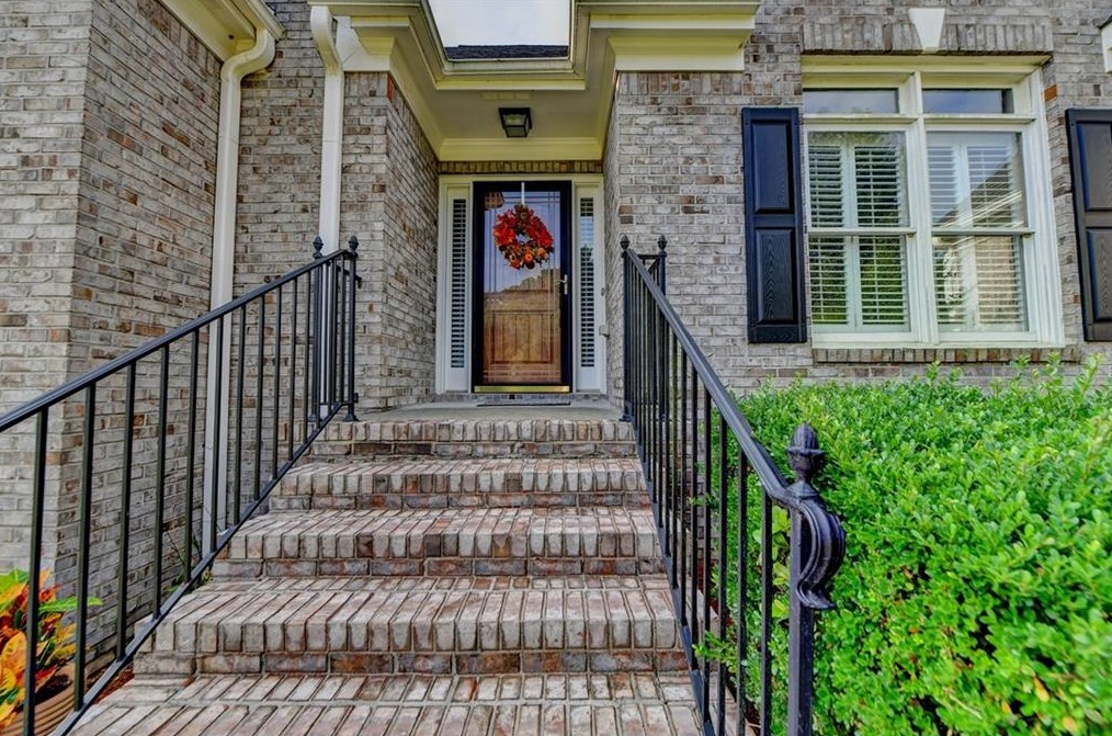 1795 Country Crest Way, Dacula, GA 30019-1584