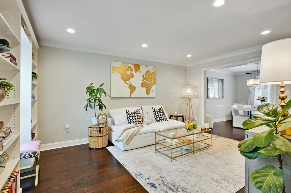 5 Scotland Pl, Atlanta, GA 30318-1452