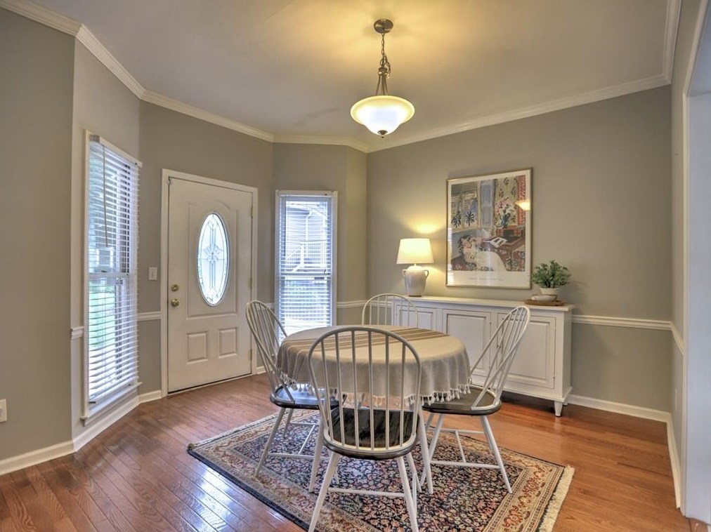 1449 Cambridge Cmn, Decatur GA  30033-2047 exterior