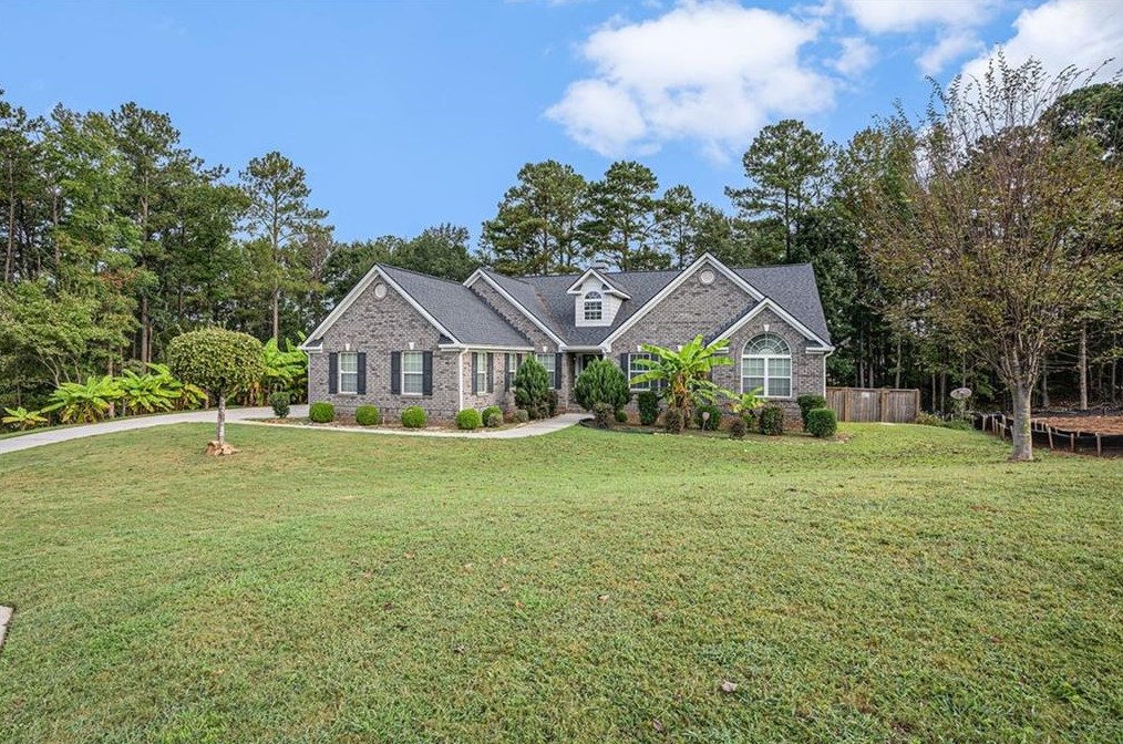 3335 Flat Stone Ct, Conyers, GA 30094