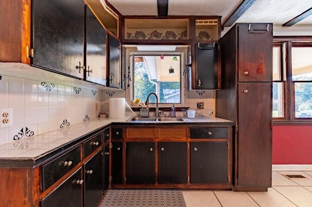 4847 Villa Rica Hwy, Dallas GA  30157-6948 exterior