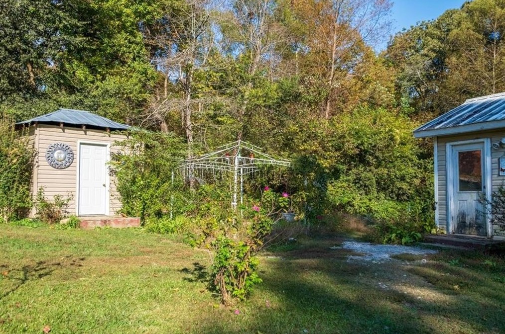 4847 Villa Rica Hwy, Dallas GA  30157-6948 exterior