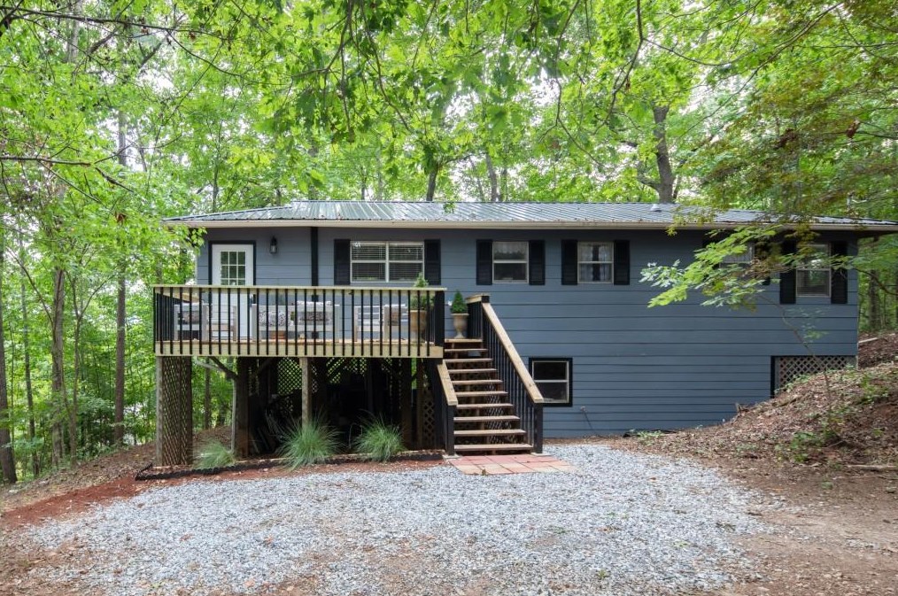 20 Treehouse Ln, Dahlonega, GA 30533