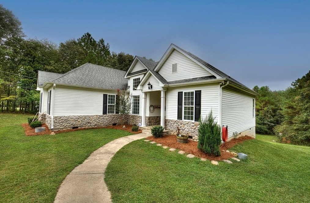 1159 Old Collard Valley Rd, Aragon, GA 30104-2045