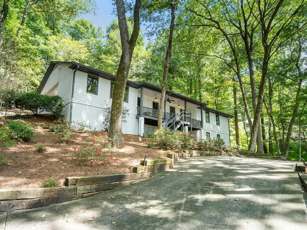 200 Azalea Dr, Roswell, GA 30075-4806