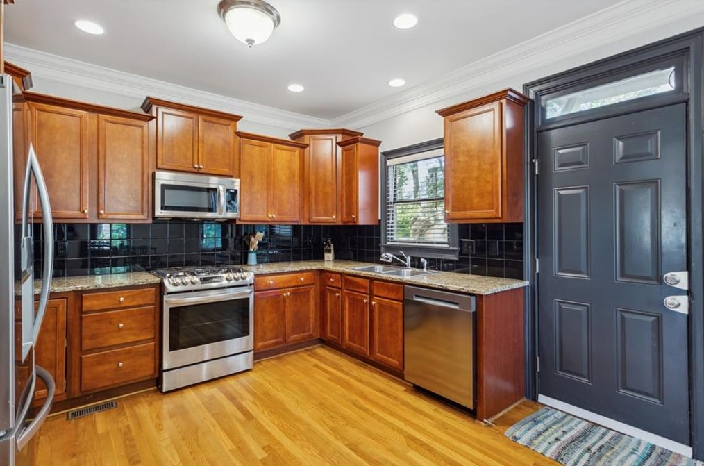 1181 Warfield St, Atlanta GA  30318-4981 exterior