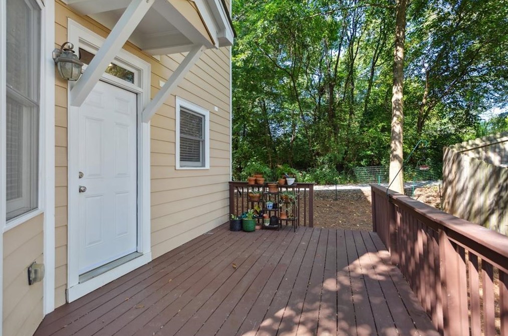 1181 Warfield St, Atlanta GA  30318-4981 exterior