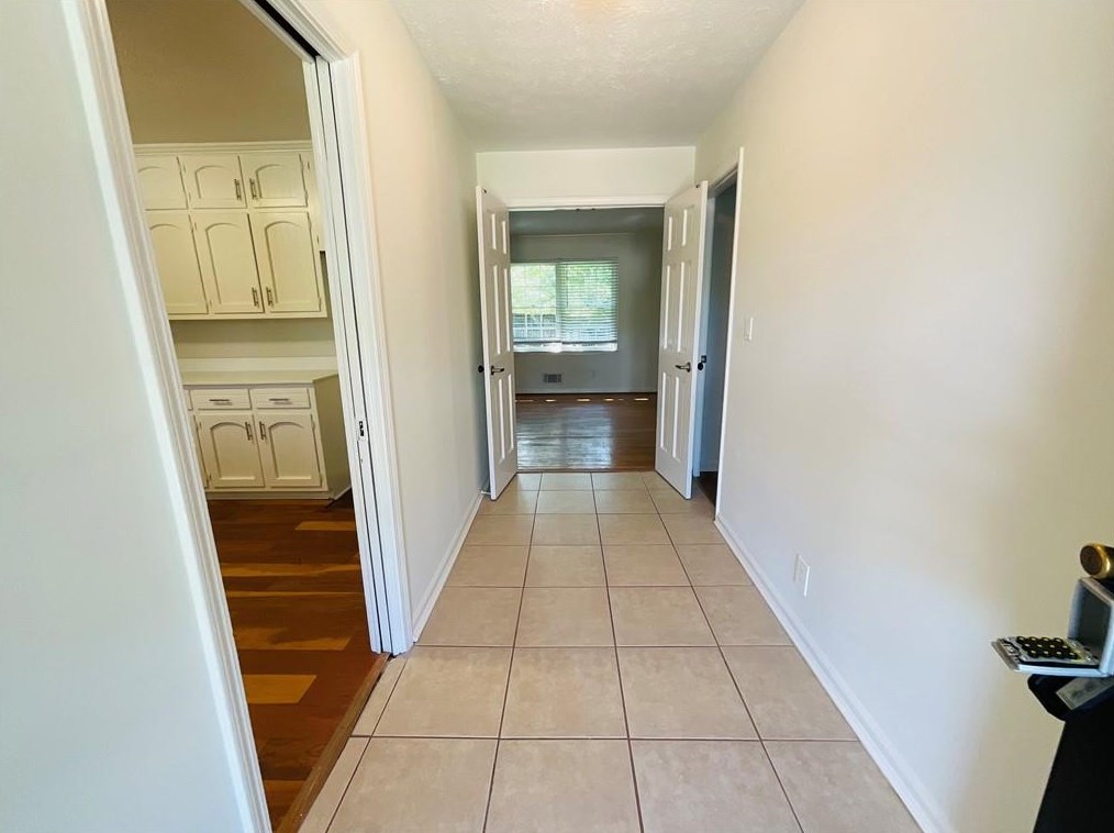 1866 Collins Hill Rd, Lawrenceville GA  30043-3087 exterior
