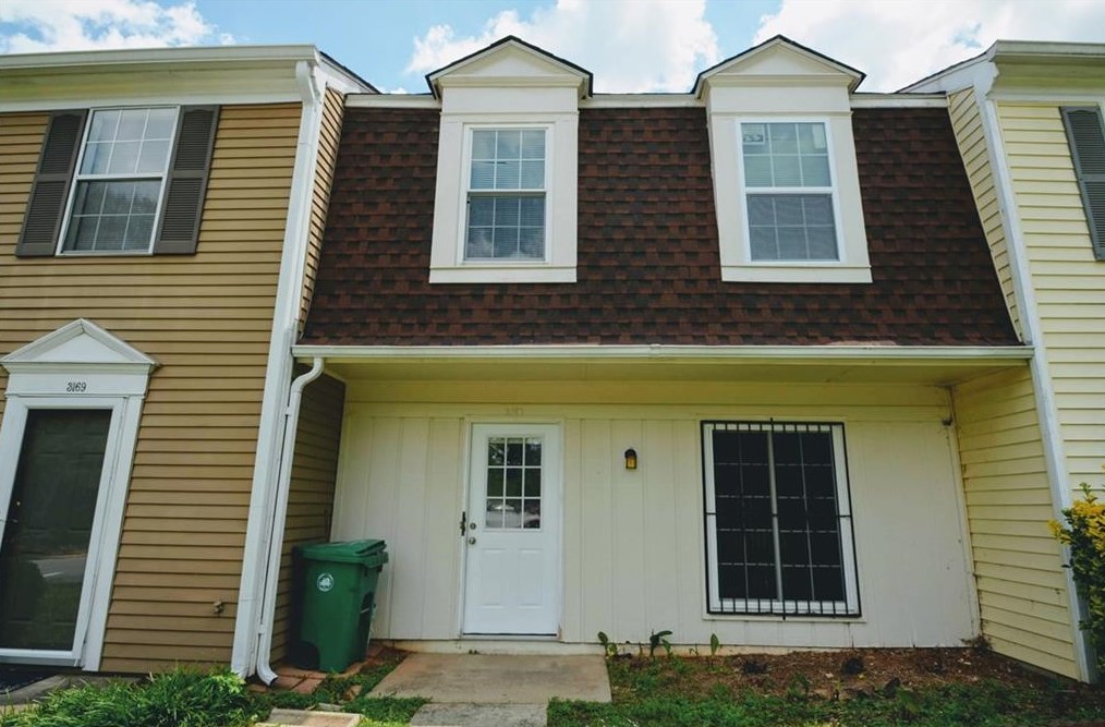 3167 Shadow Walk Ln, Tucker, GA 30084