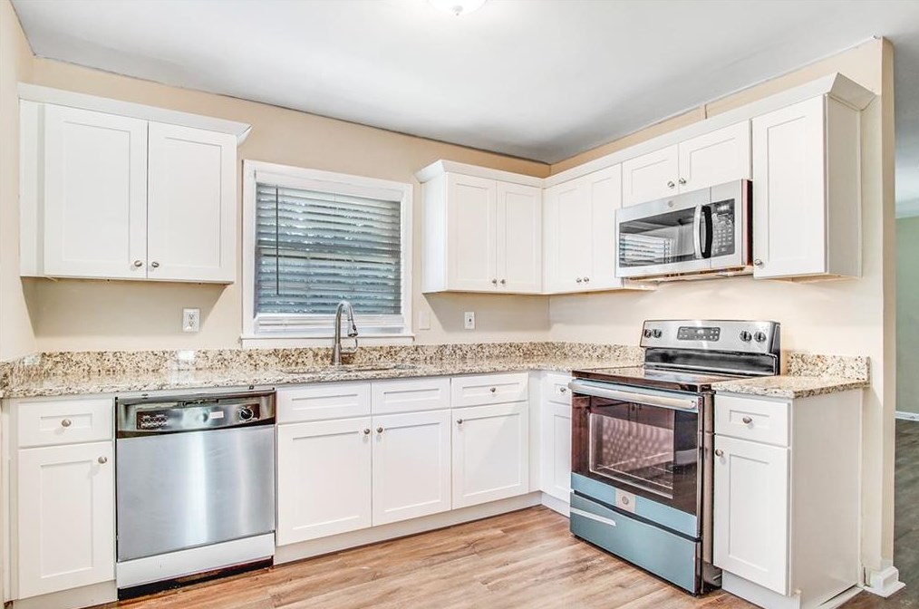 1965 Rollingwood Dr, Atlanta GA  30316-4423 exterior