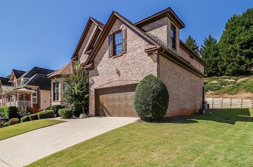 11405 Donnington Dr, Duluth, GA 30097