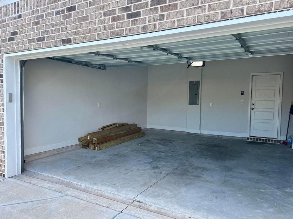 134 Arbor Crk, Warner Robins GA  31093-8958 exterior