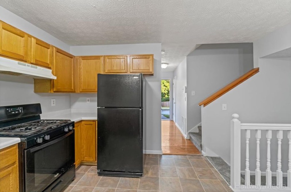 2211 Ramblewood Cir, Decatur GA  30035-3611 exterior