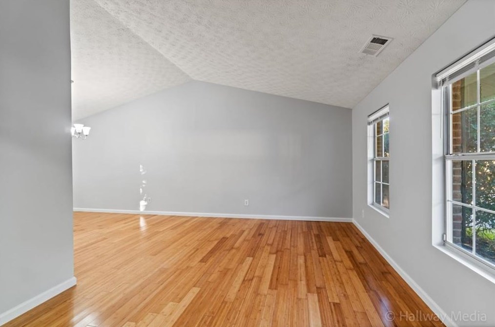 2211 Ramblewood Cir, Decatur GA  30035-3611 exterior